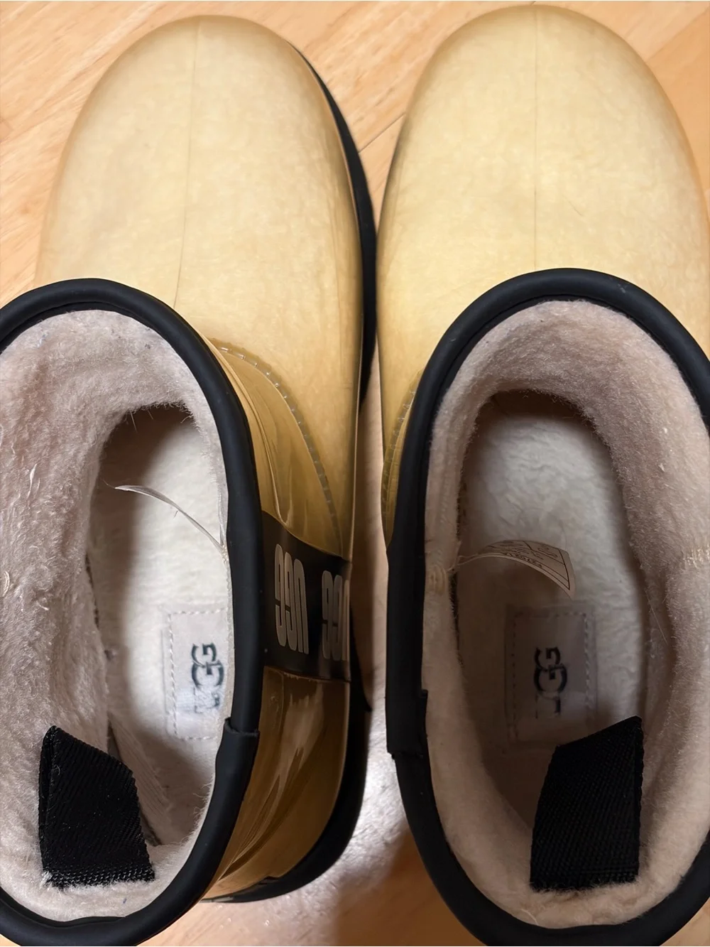 UGG 'Mini Shearling Booties 10